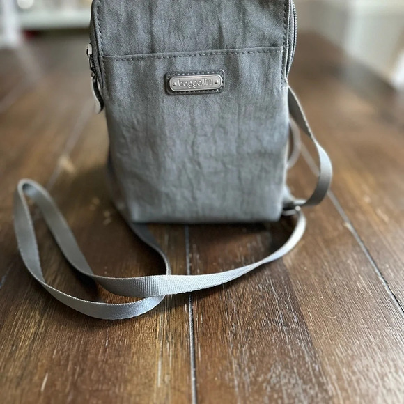 Baggallini take two cross body bag - Picture 11 of 11
